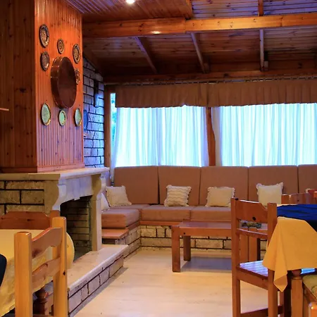 Hotel Galaxias
