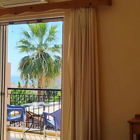 Hotel Galaxias Agioi Pandes