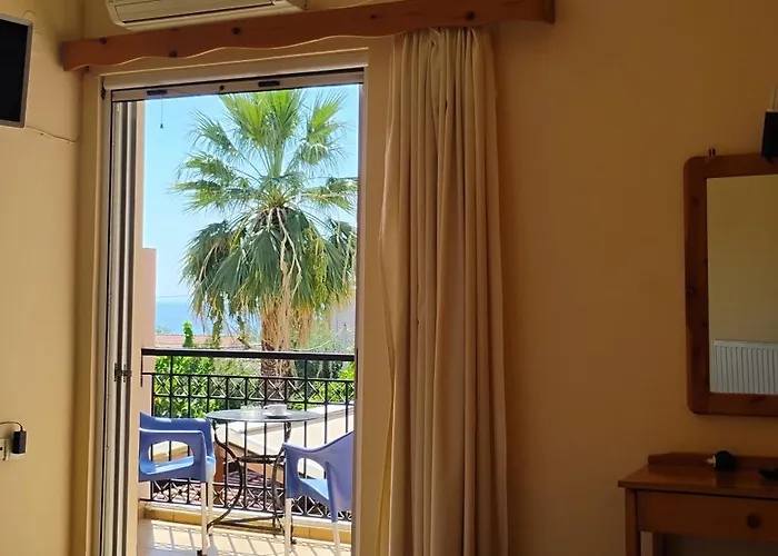 Ξενοδοχείο γαλαξίας Άγιοι Πάντες